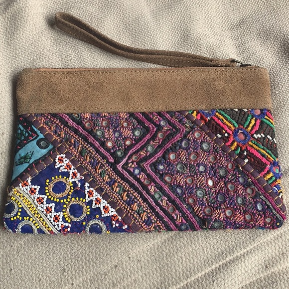 Shisha embroidery and suede clutch w zipper - Picture 2 of 9